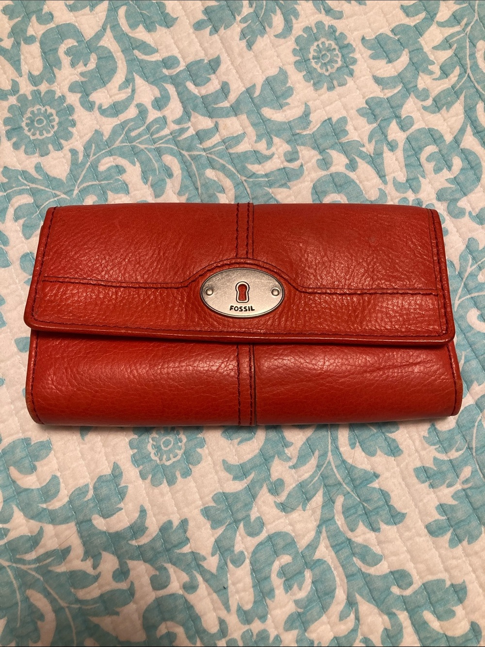 Fossil vintage red  Leather Clutch Wallet